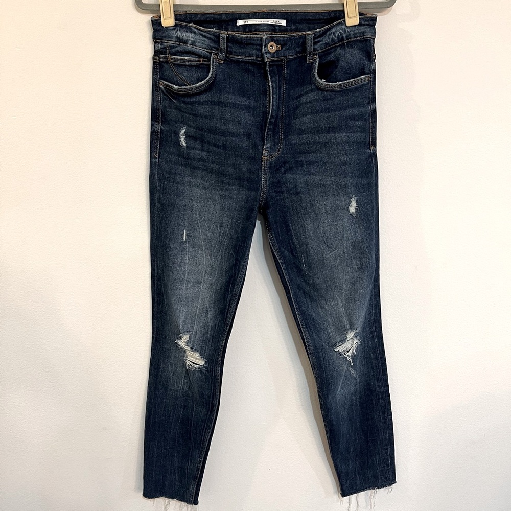 ZARA Trafaluc Distressed Skinny Jeans Size 10 | Ankle Length | Inseam 26”